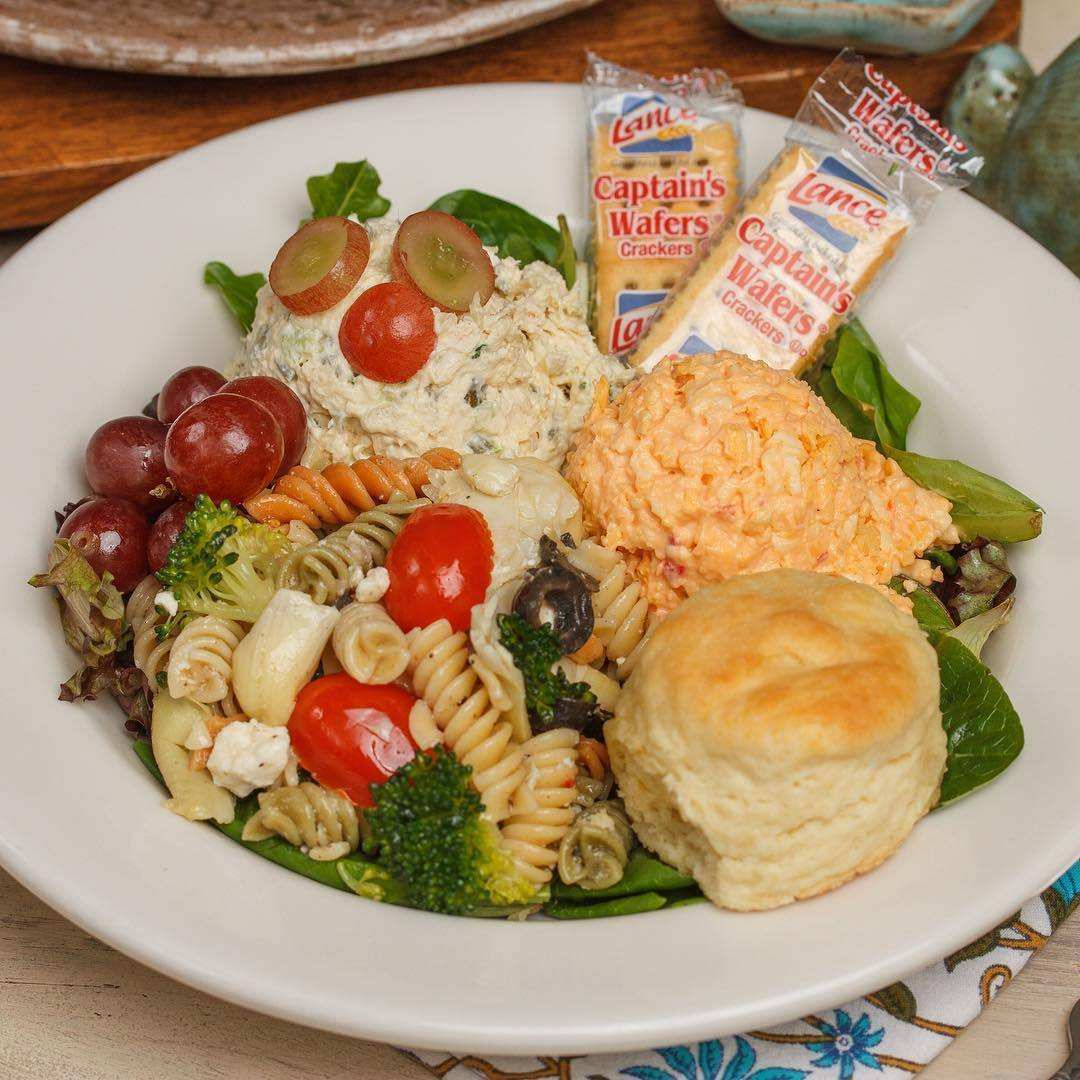 Sweet Tea and Biscuits Cafe'